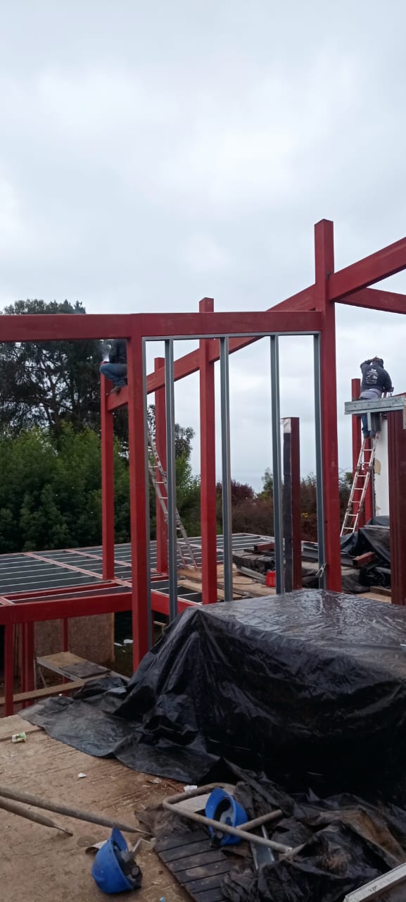 Casa metálica estructura inicial