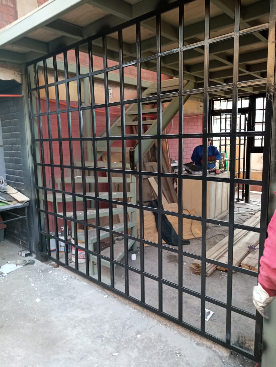 Reja terminada instalada